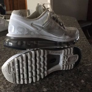 Nike Air Max 2013 Women’s 7 used